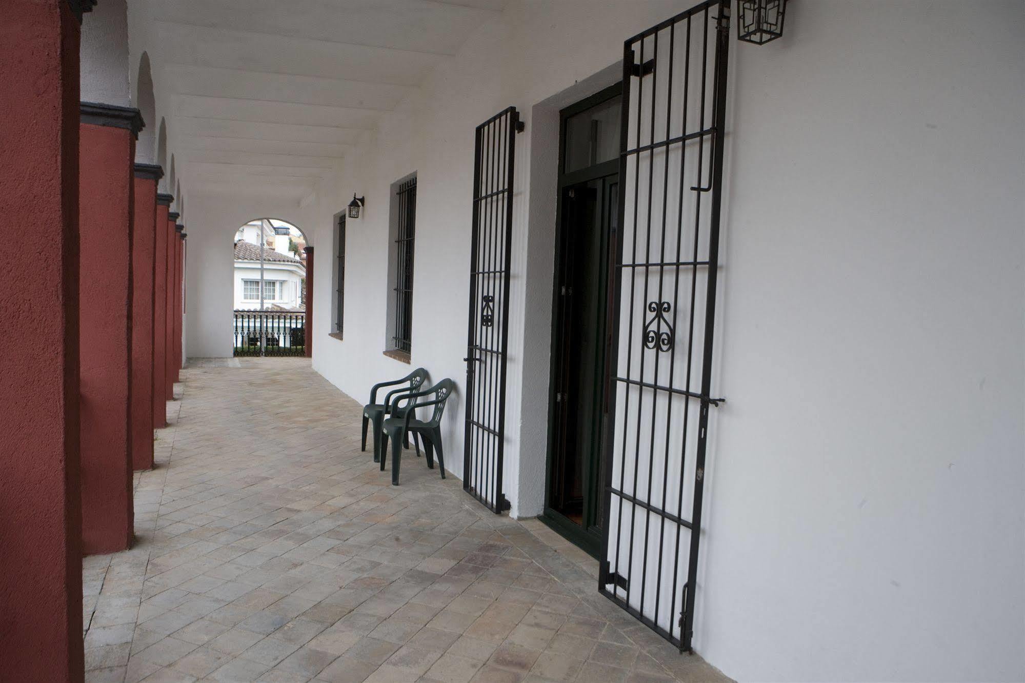 Aparthotel Can Gallart Santa Coloma De Farners Exterior foto